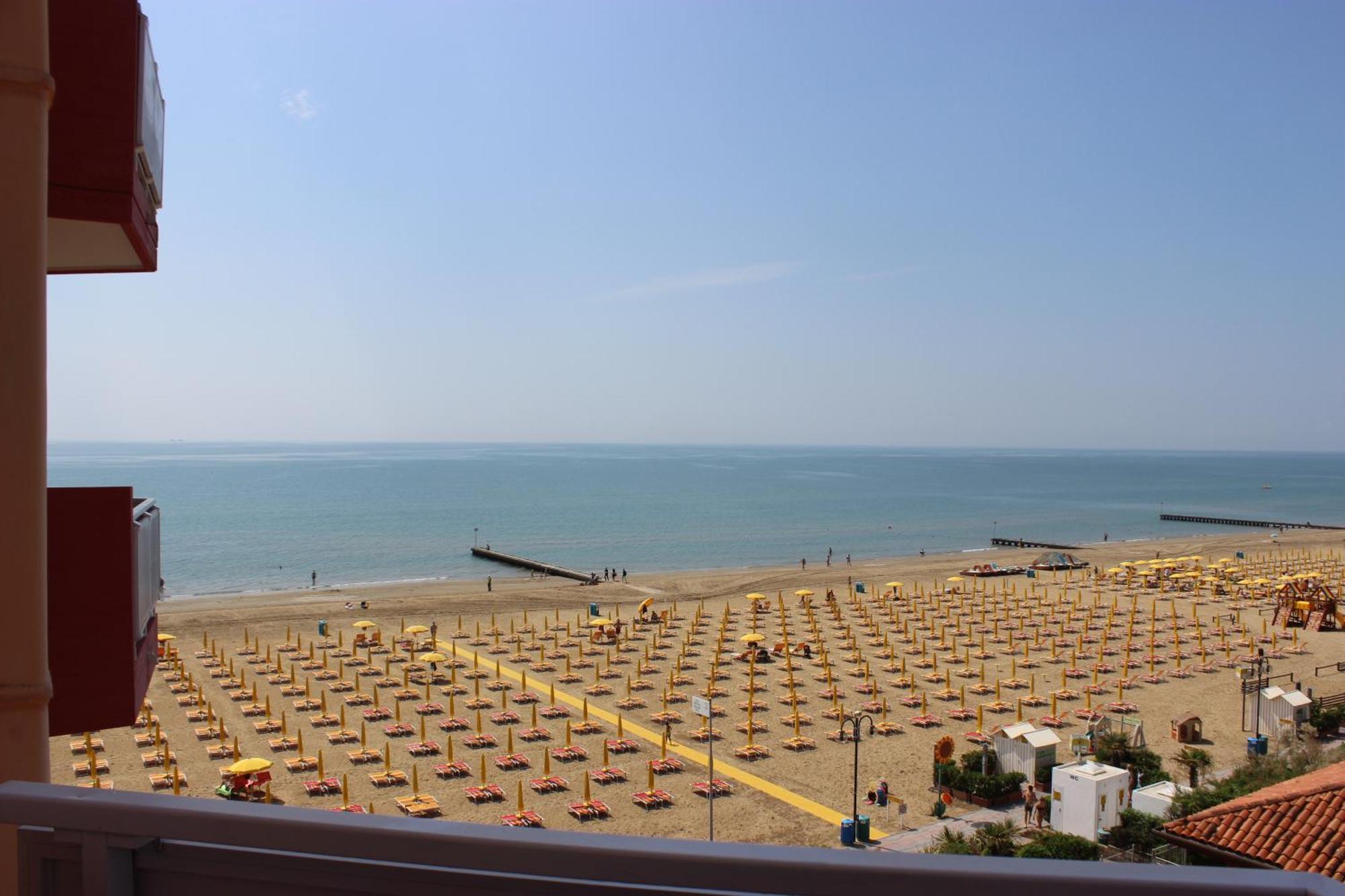 Hotel Loreley Lido di Jesolo Exterior foto